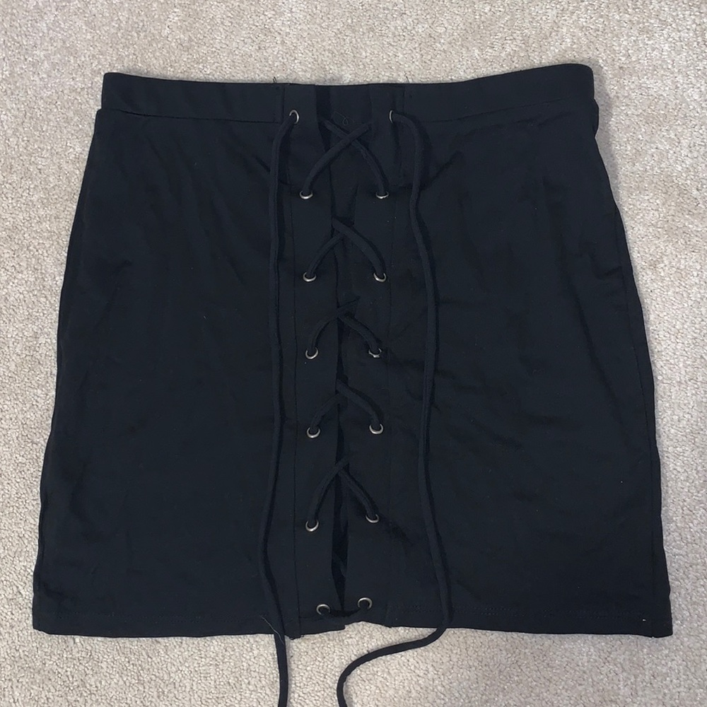 Bear Dance lace up bodycon skirt